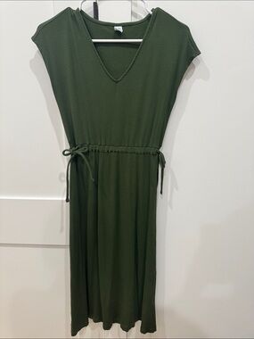 Old Navy Olive Green Ribbed V-Neck Midi Dress with Waist Ties